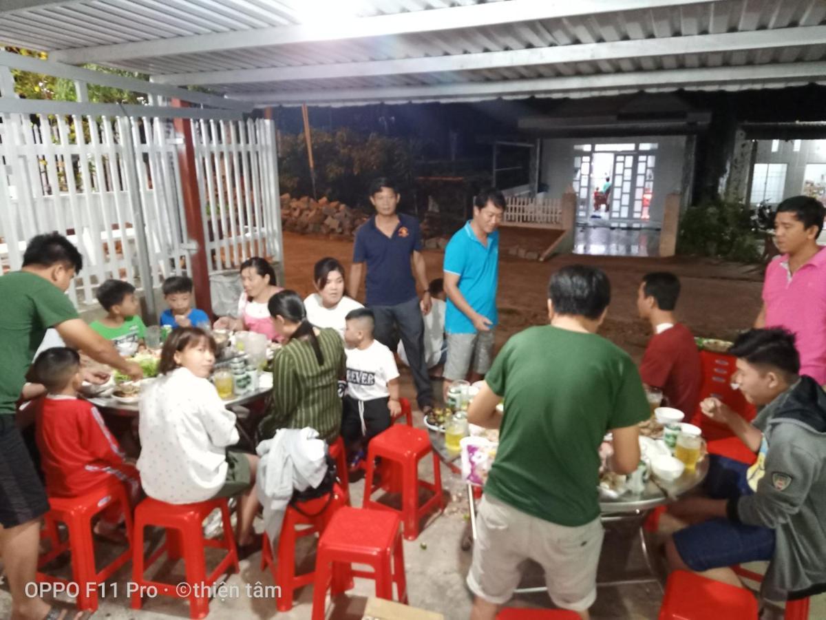 Nhà Nghỉ NgọC PhuọNg Hon Son Otel Lai Son Dış mekan fotoğraf
